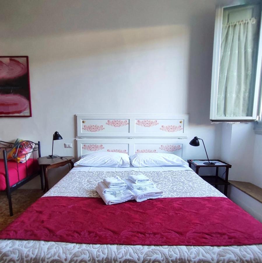 In The Center Of Florence Hotell Exteriör bild