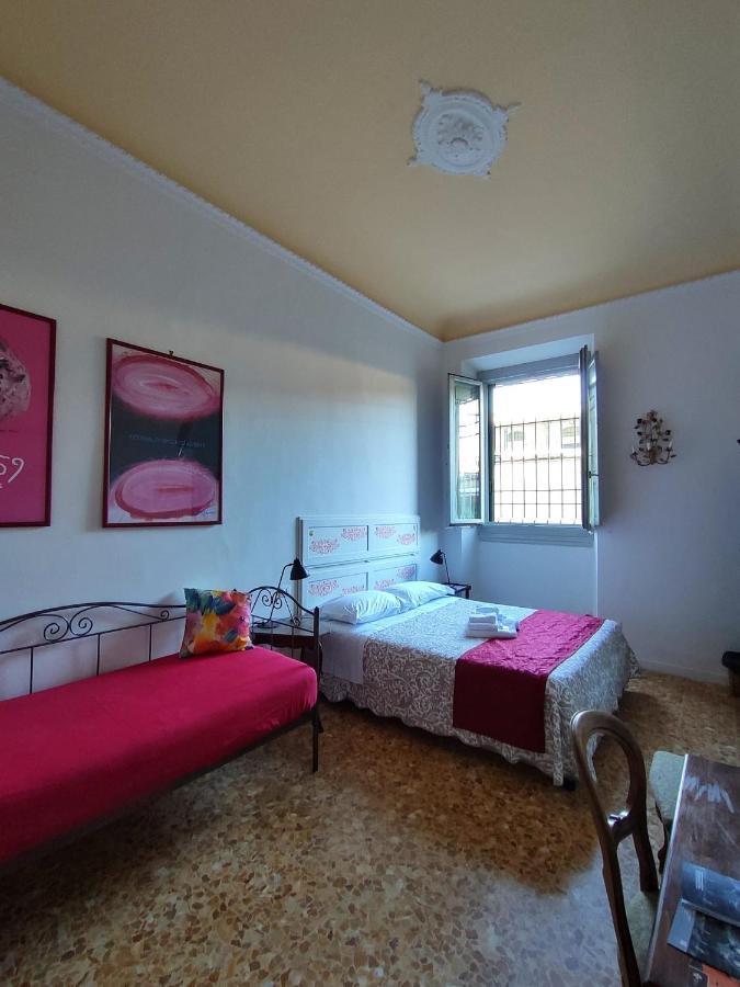 In The Center Of Florence Hotell Exteriör bild