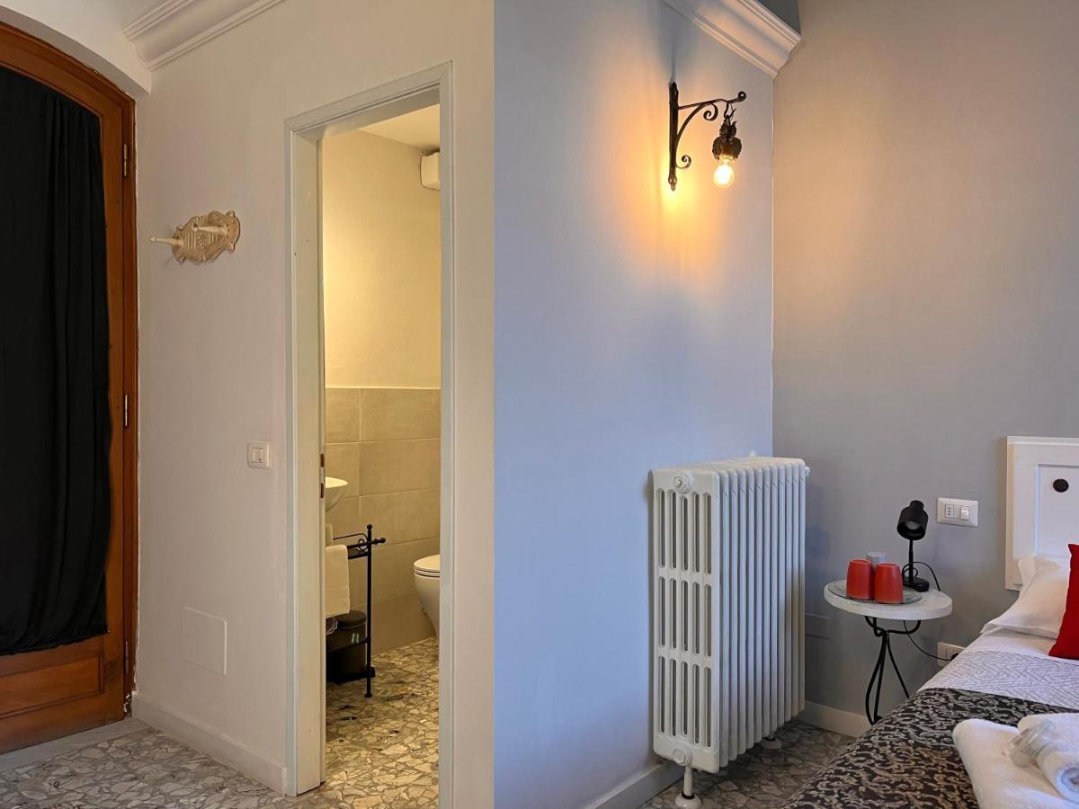 In The Center Of Florence Hotell Exteriör bild