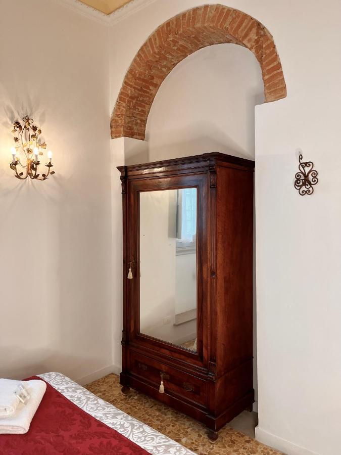 In The Center Of Florence Hotell Exteriör bild
